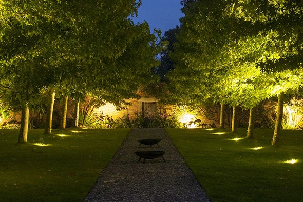 Affordable Outdoor Light Repairs in North York